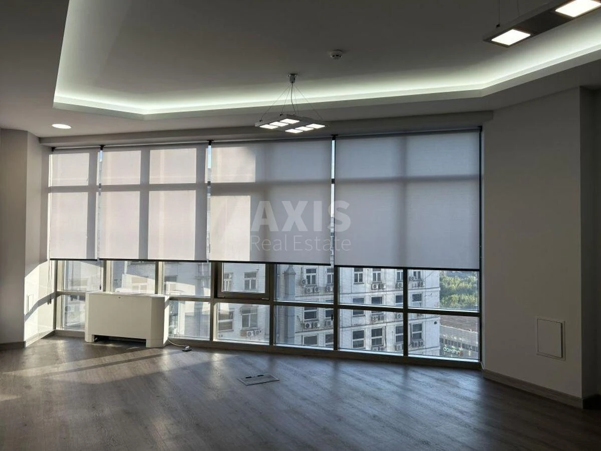 Office vul. Velyka Vasyl'kivs'ka 72, 183m2673254