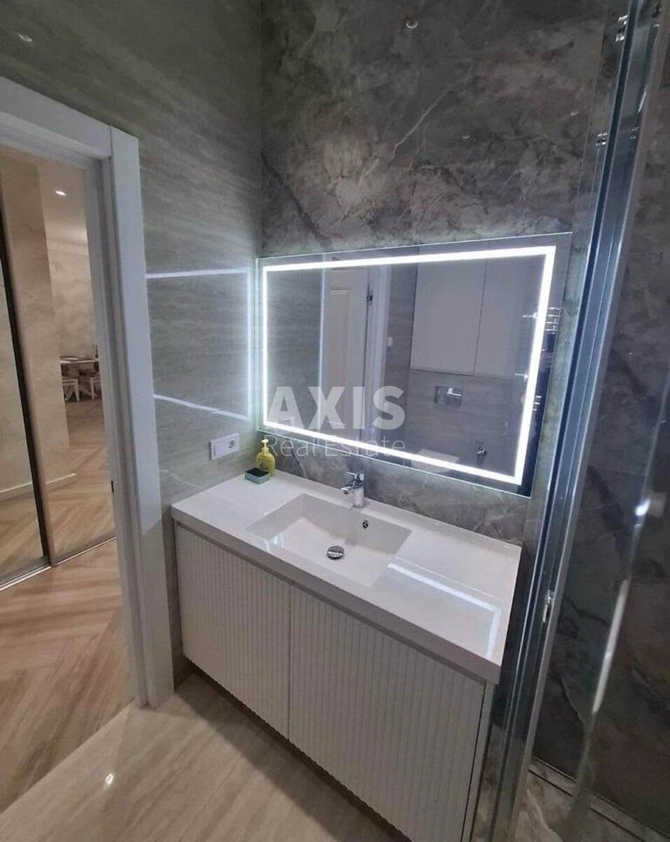 2k apartment pr-t Berestejskij 11, Block 1669719