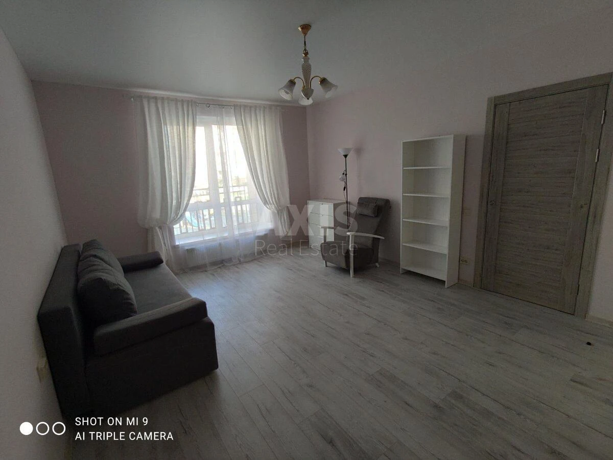 1k apartment vul. Metrologichna 25А708382