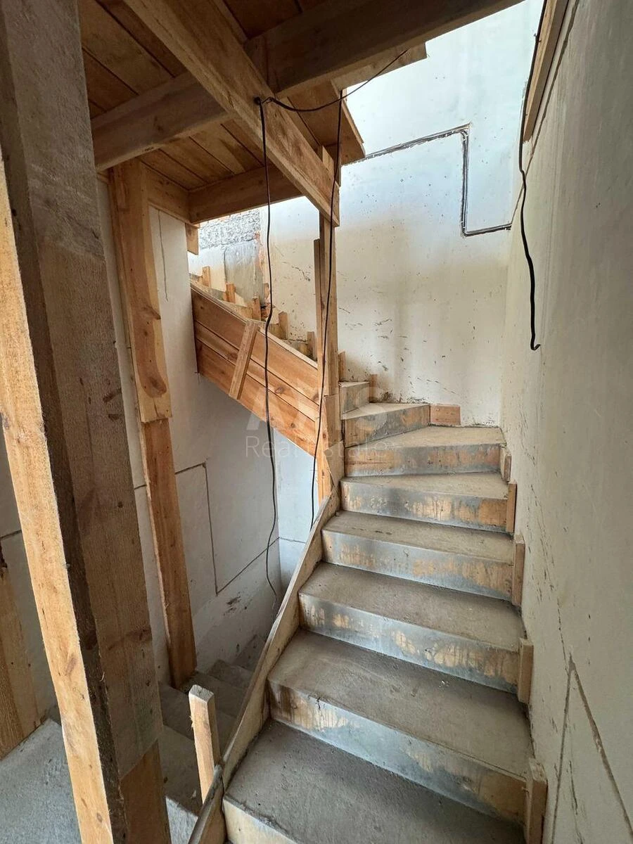 5к квартира ул. Златоустовская 27537965