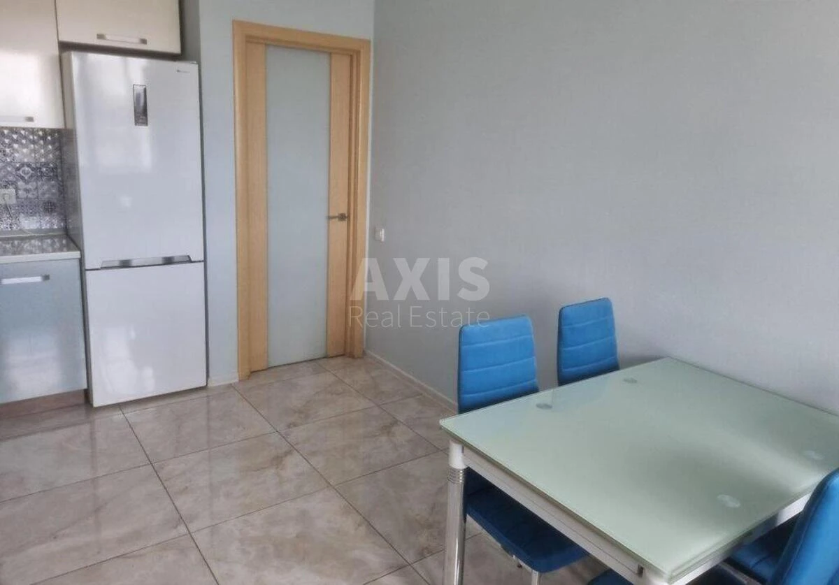 2k apartment vul. Malevycha Kazymyra 89648931