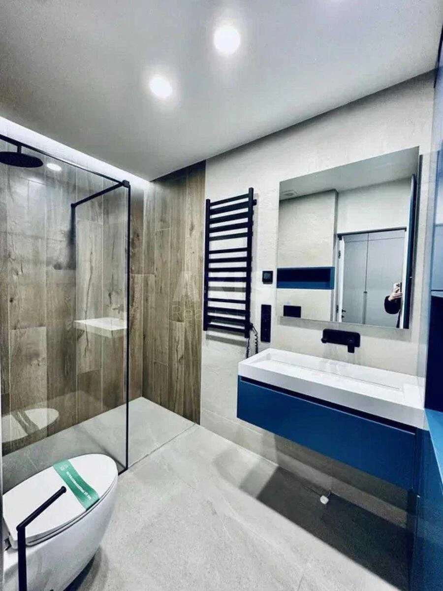 3k apartment vul. Saljutna 2Б6494015