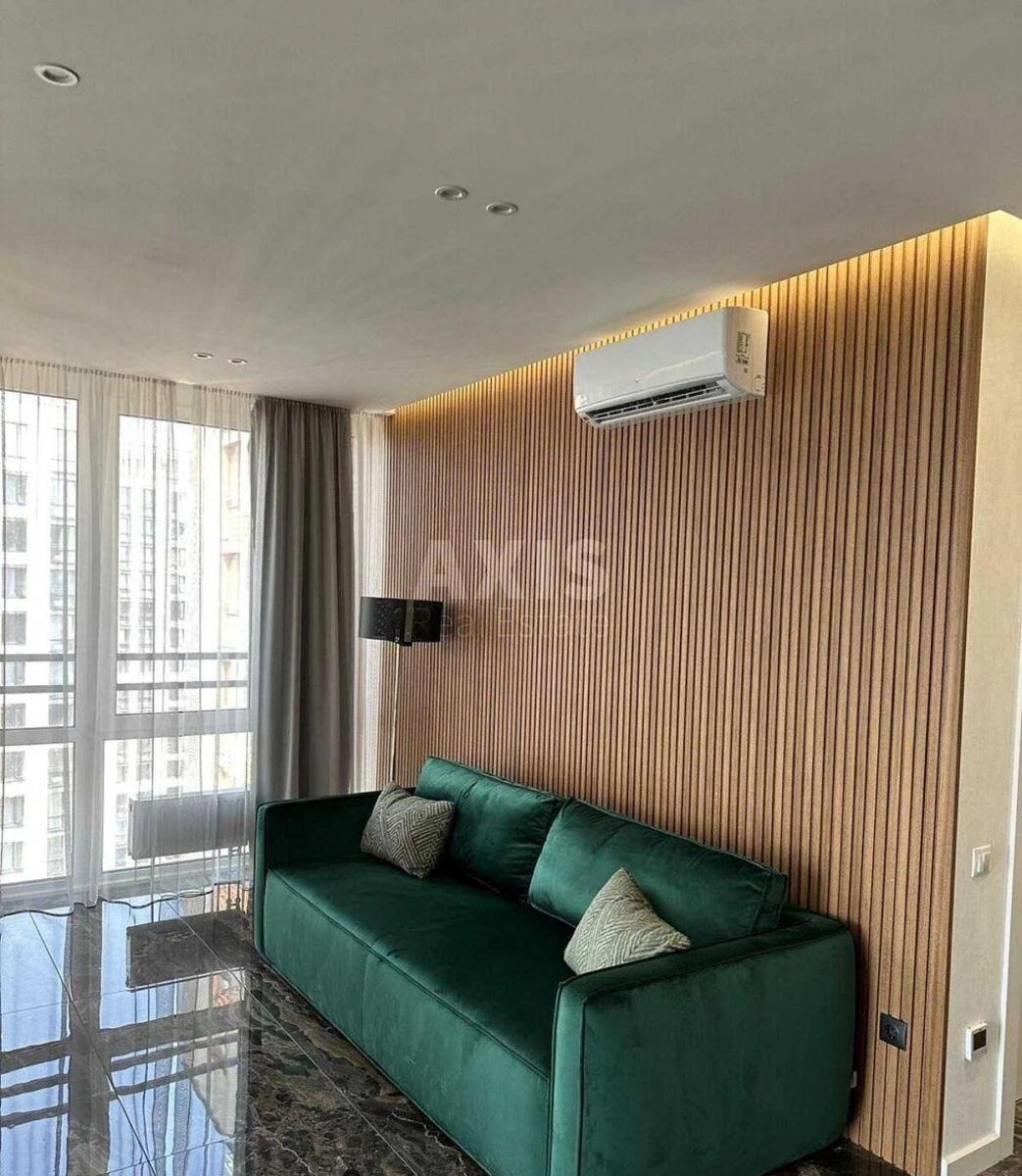 4k apartment nab. Dniprovs'ka 18628694