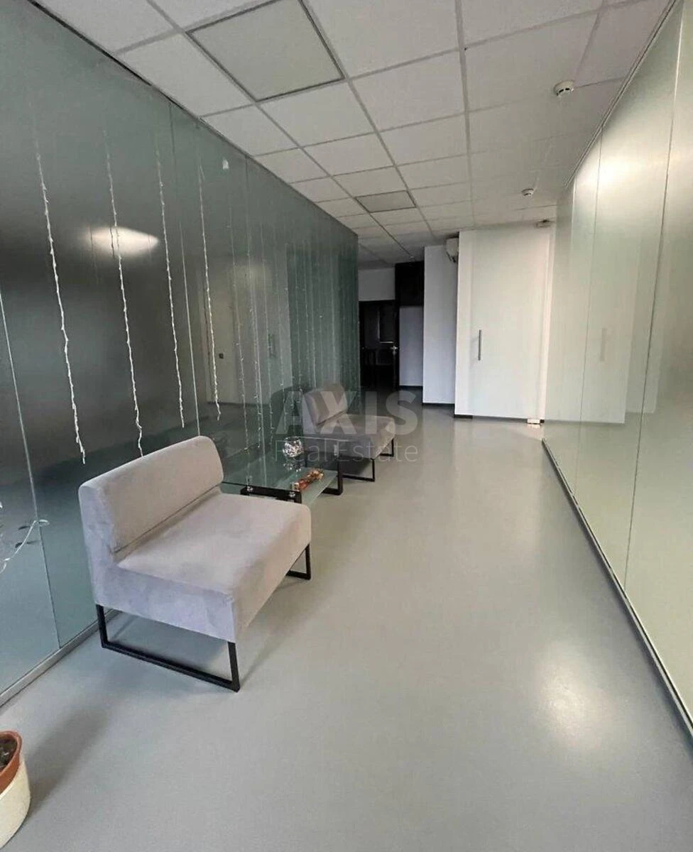Office vul. Tolstogo L'va 39, 204m2653832