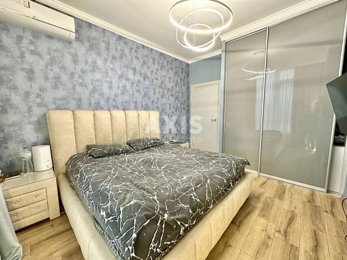1k apartment vul. Zhyljans'ka 68712522