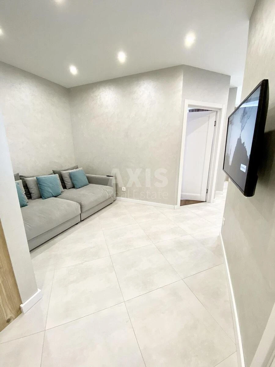 1k apartment vul. Pidvysoc'kogo Profesora 4В6481641