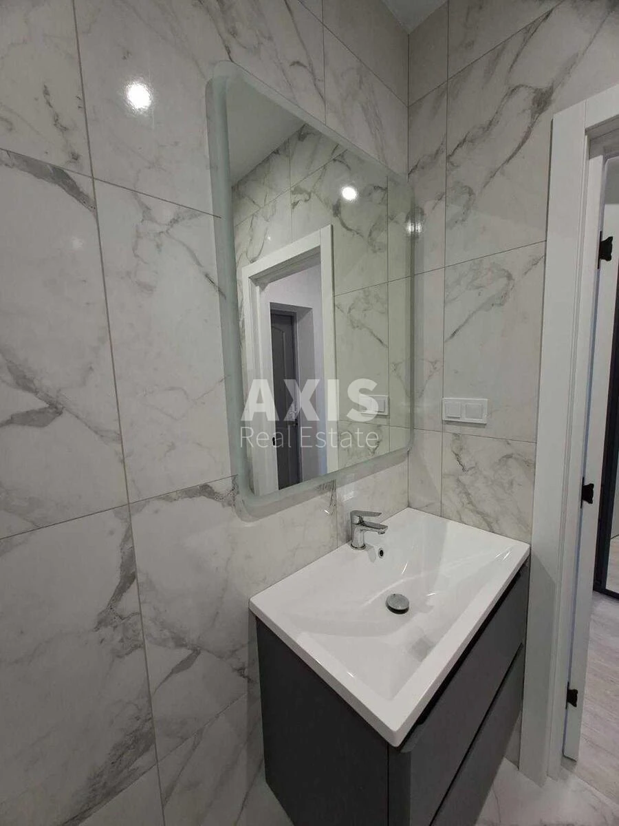 1k apartment vul. Tyraspol's'ka 52A6795213
