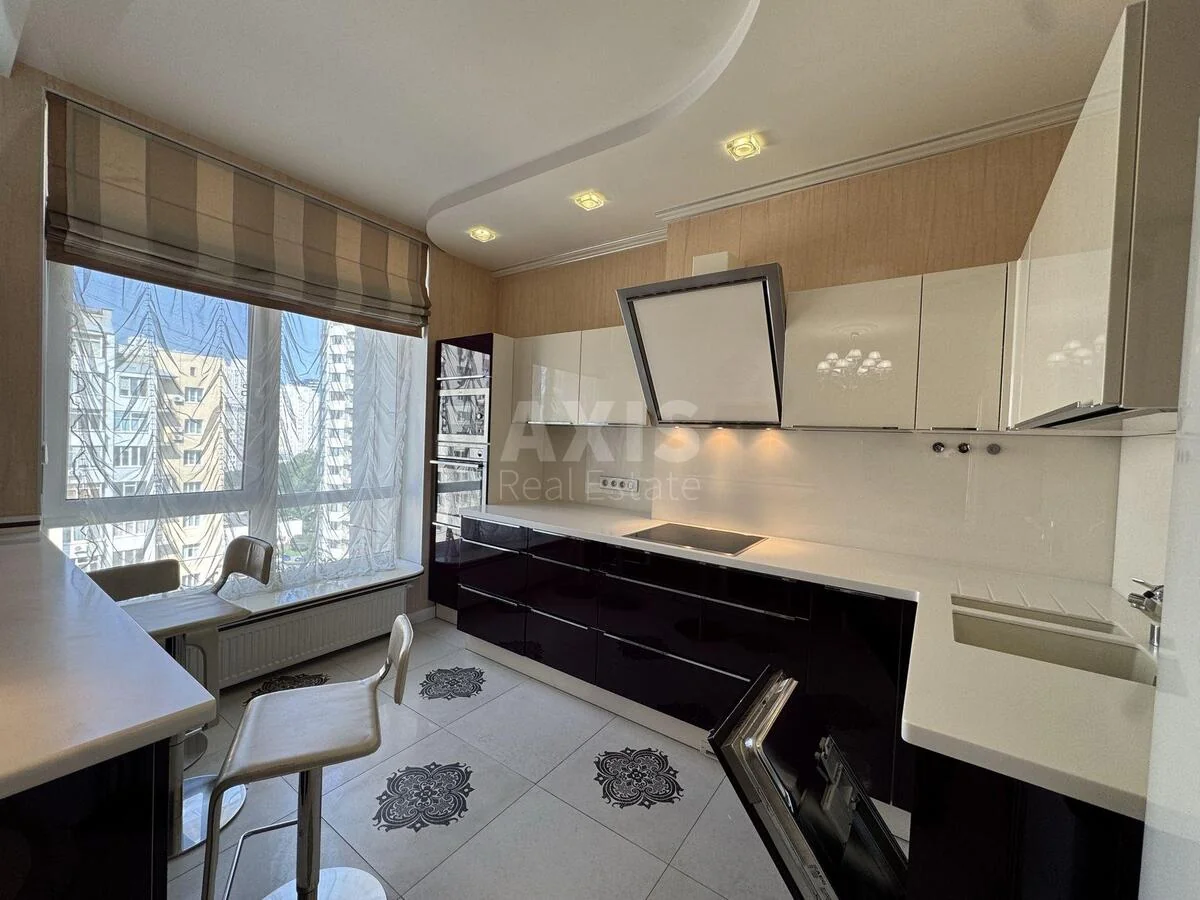 4k apartment vul. Andriya Verkhohlyada 18