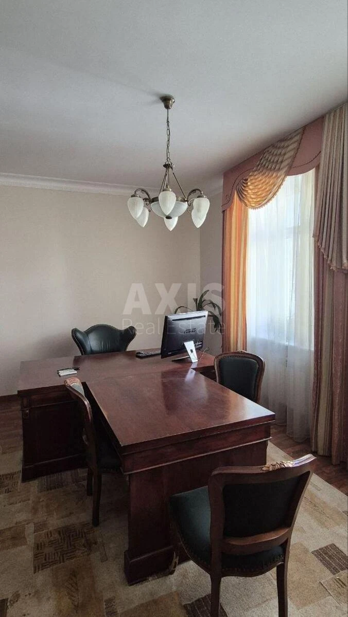Офис ул. Богомольца Академика 7/14, 141м2697273