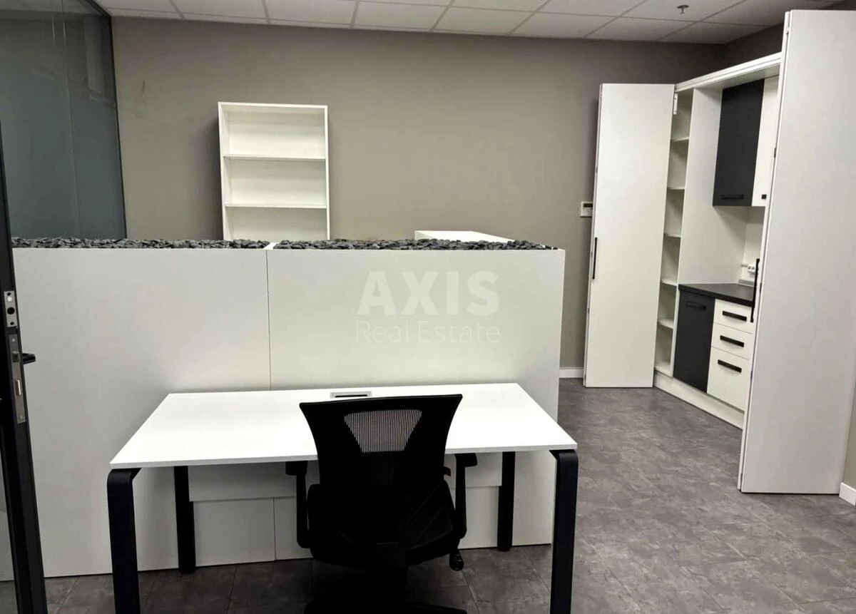 Office vul. Lypkivs'kogo Vasylja Mytropolyta 14/18, 250m2668916