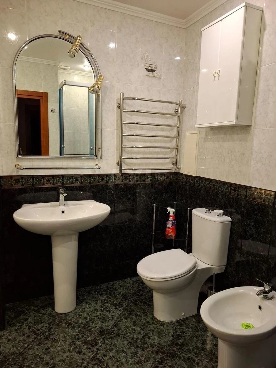 5k apartment vul. Oleksandra Konyskoho 52/58669368