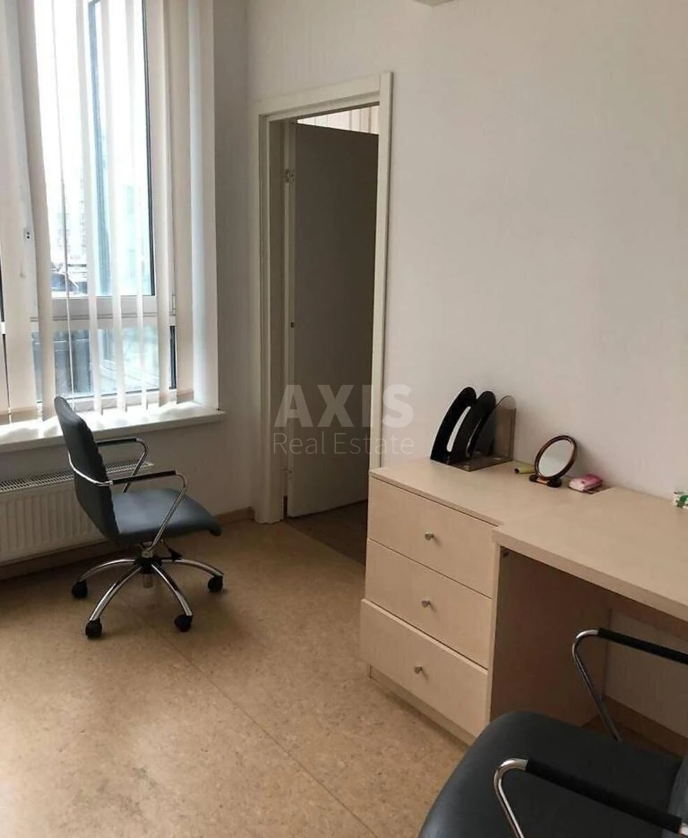 Объект торговли ул. Джона Маккейна 7, 334м2654062