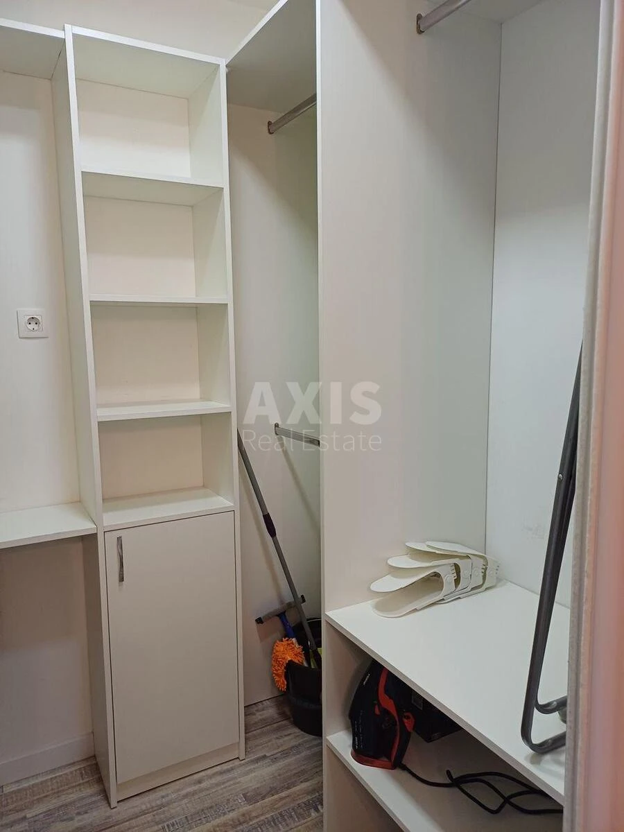 1k apartment vul. Glybochyc'ka 136025313