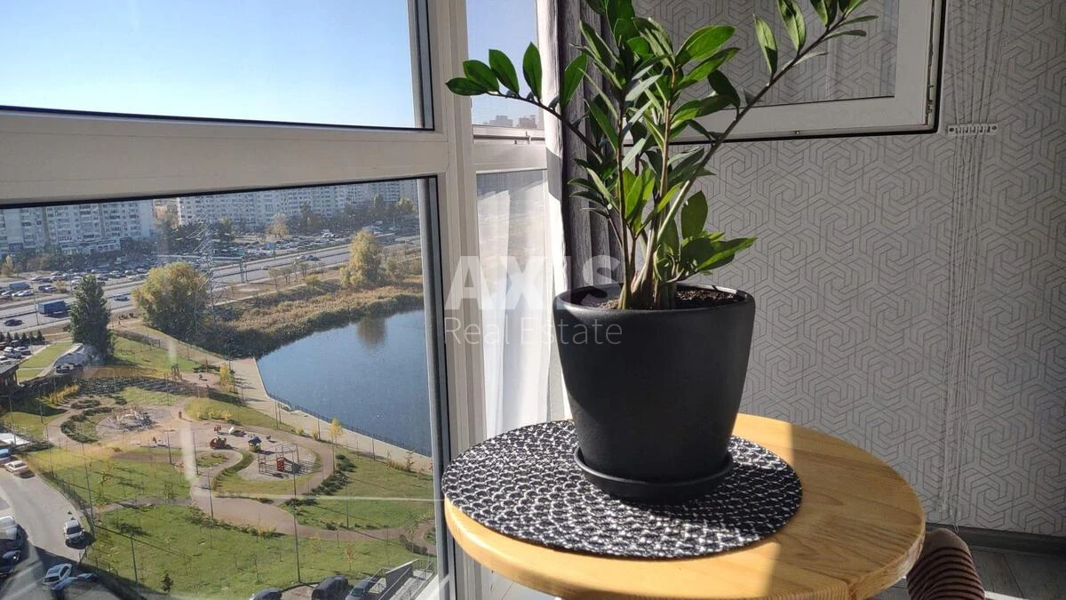 1к квартира ул. Ревуцкого 40570832