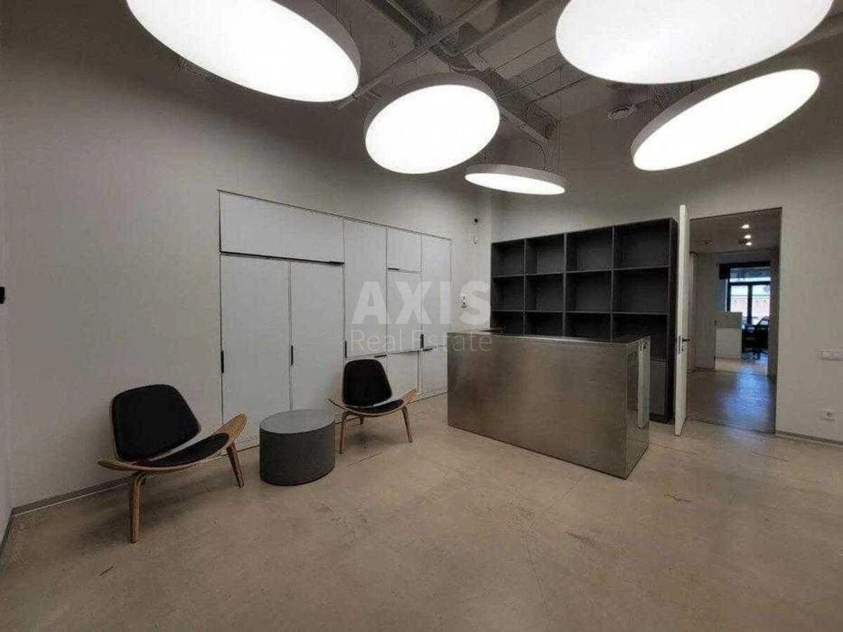 Office vul. Basejna 2А, 270m2554242