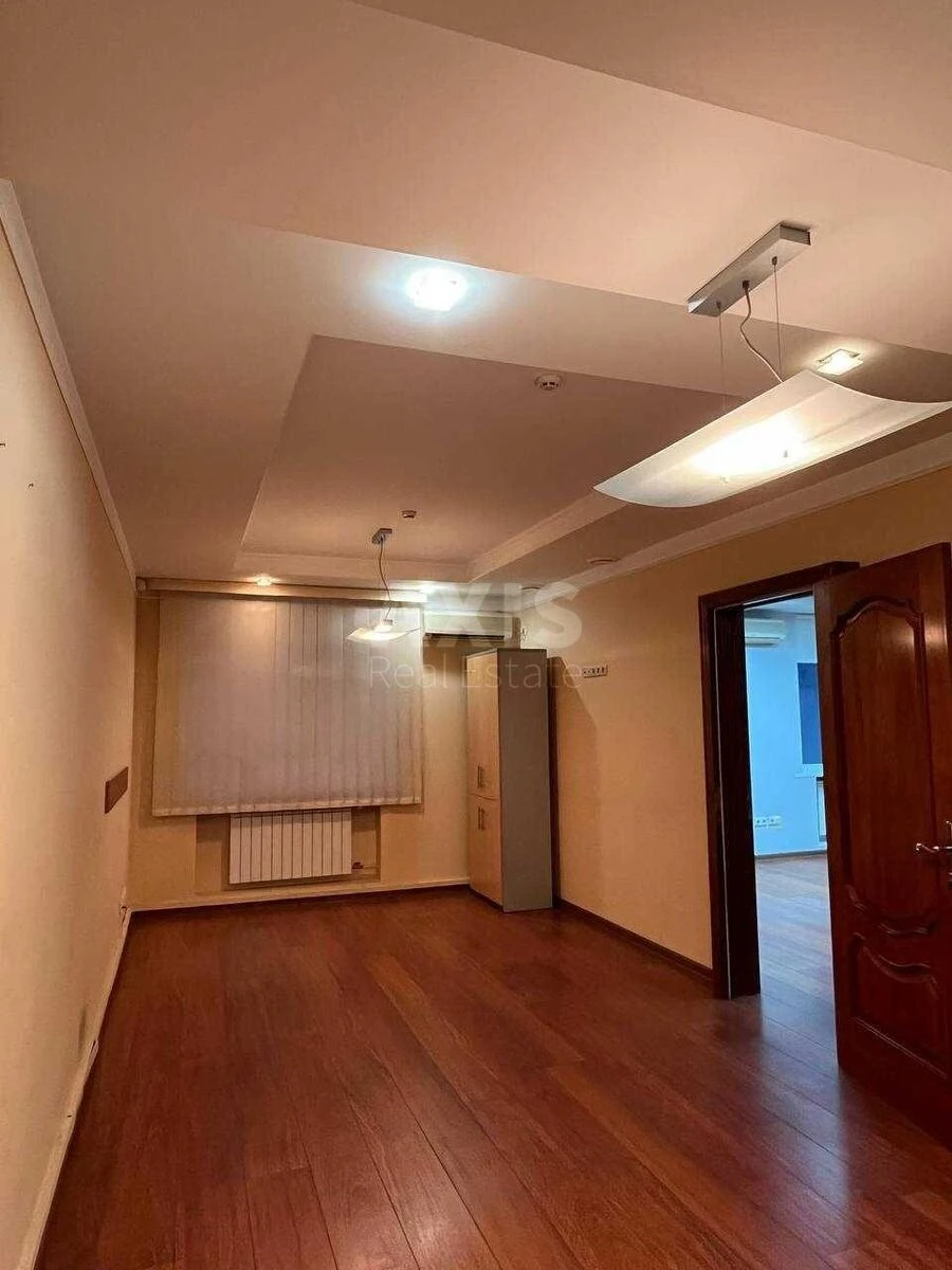 Office bul. Mykoly Mikhnovskoho 19, 233m2698099