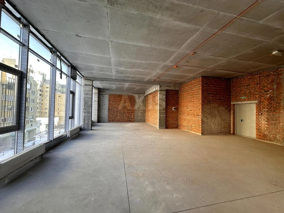 Office vul. Levka Lukyanenka 21, корп. 14, 135m2668582