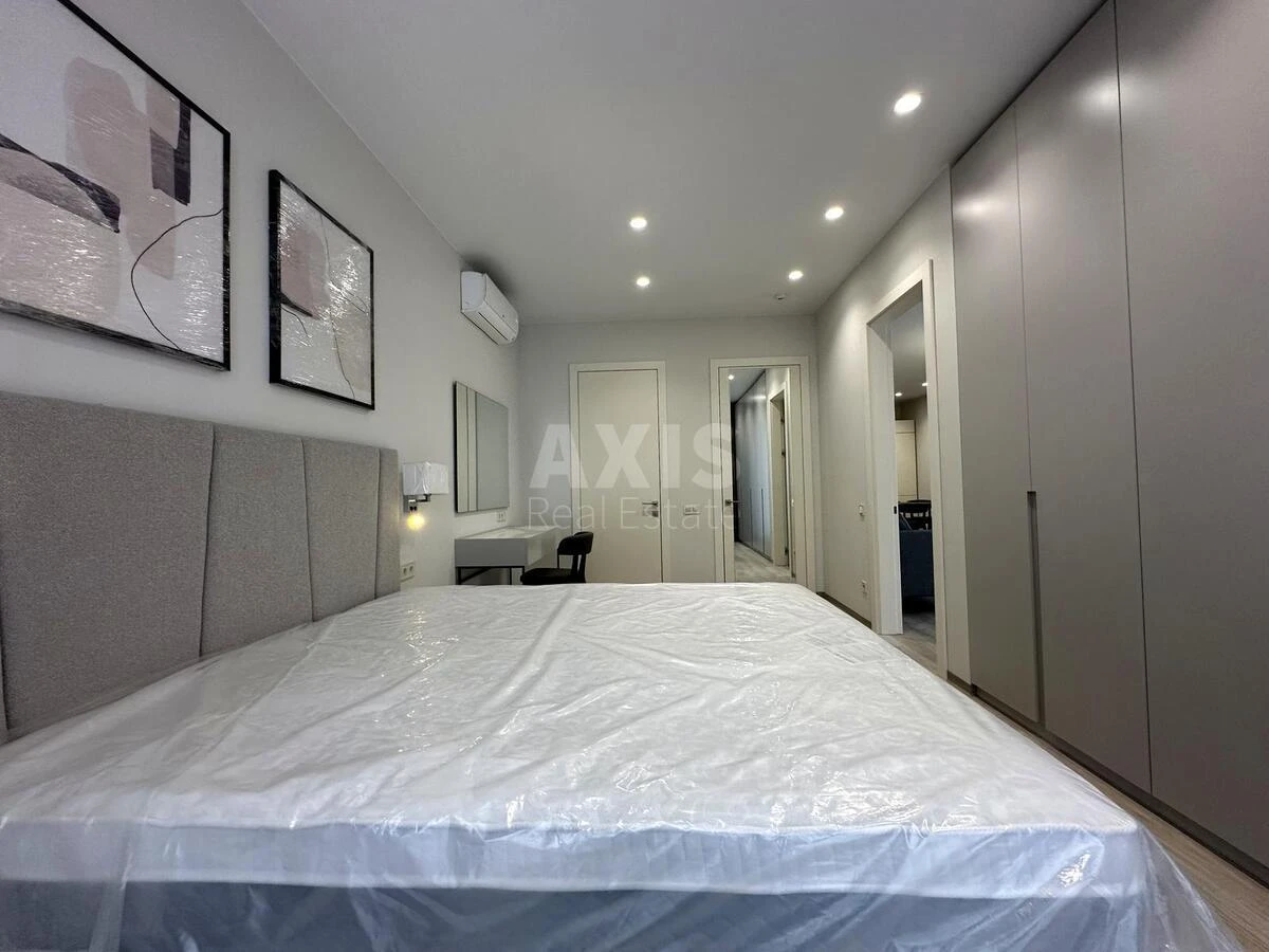 3k apartment vul. Antonovycha 118/9669039