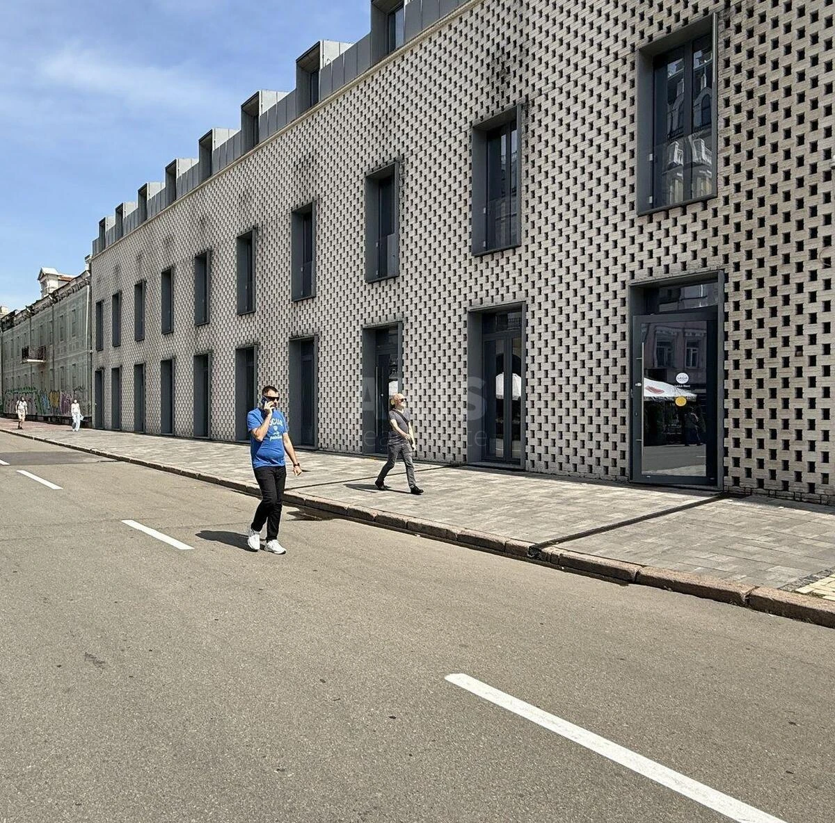 Объект торговли ул. Сагайдачного Петра 18, 197м258743