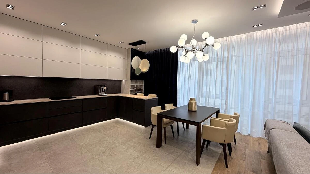 4k apartment vul. Saperne Pole 563211