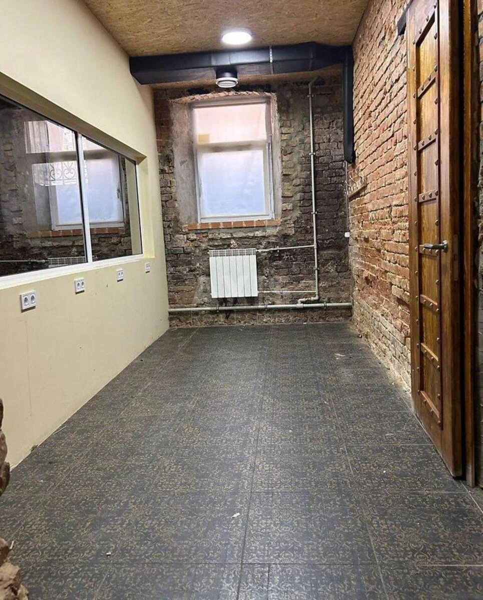 Office vul. Volodymyrs'ka 6/1, 76m2690931