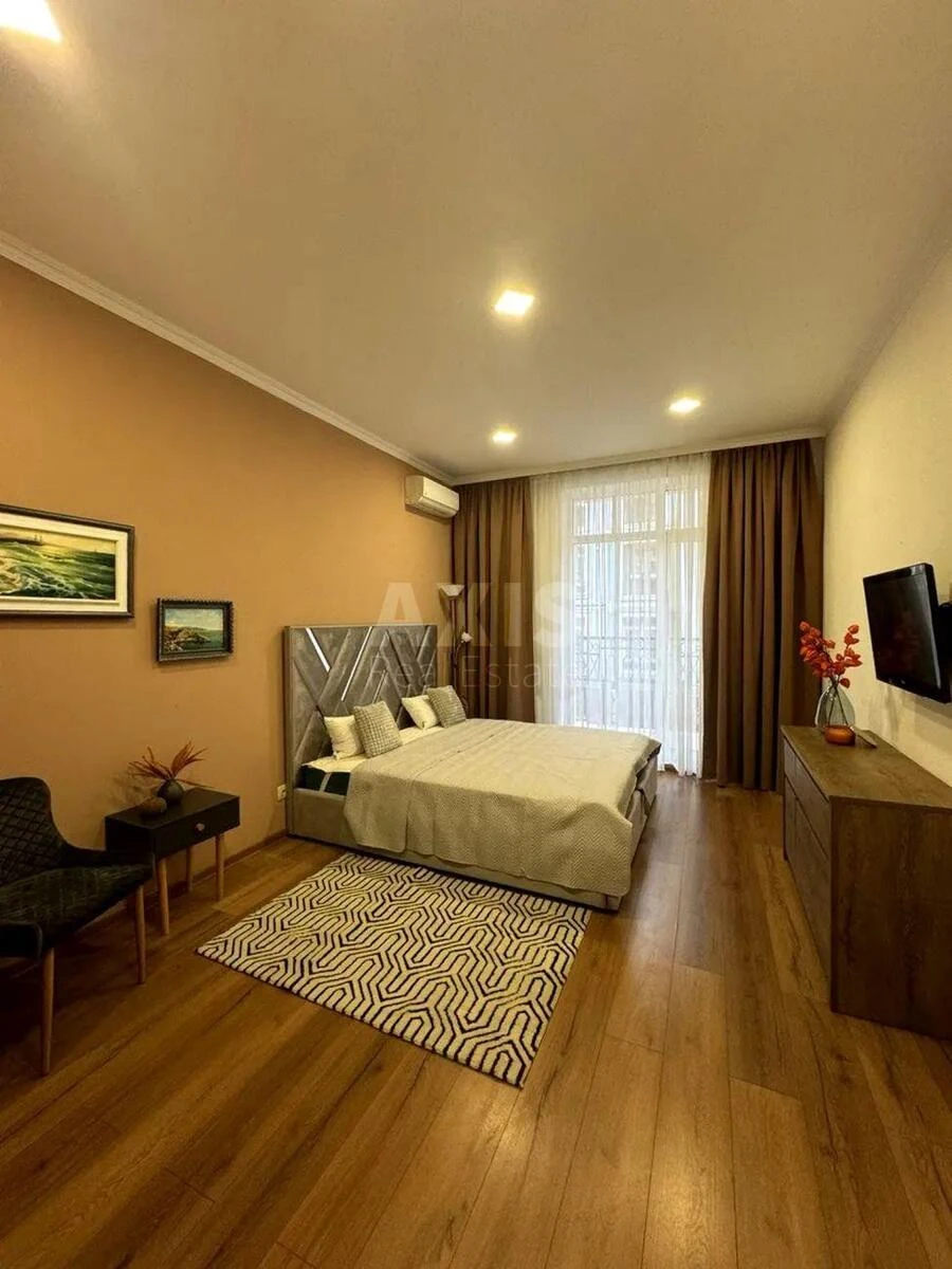 Office vul. Degtjarna 9, 56m2656688