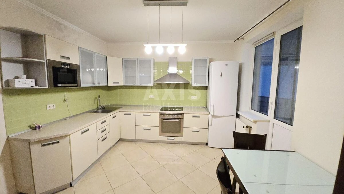 4k apartment vul. Pochajnyns'ka 25/4964021