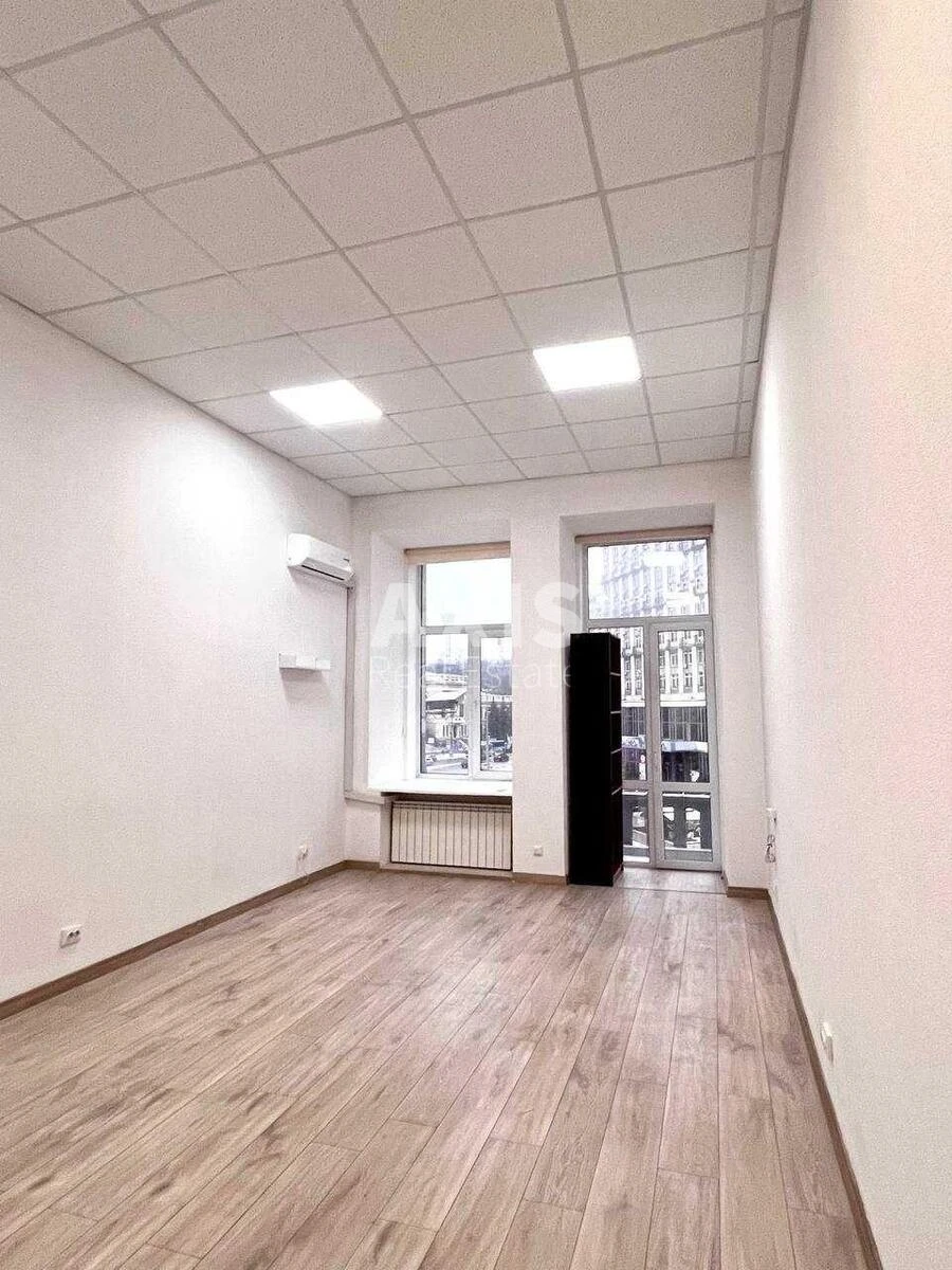 Офис ул. Крещатик 6, 39м2477822