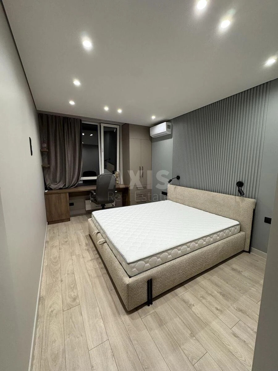 2к квартира бул. Рыльского Тадея 1663045