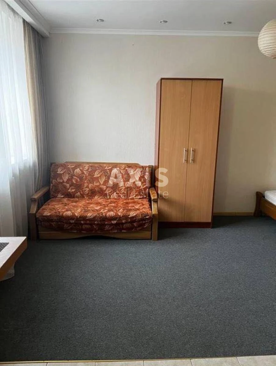 1k apartment pr-t Berestejskij 3686501