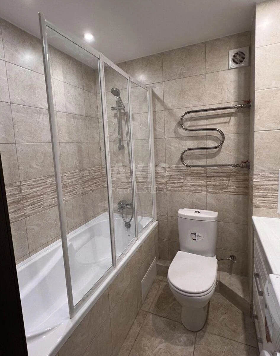 2k apartment vul. Polovec'ka 7/13707907