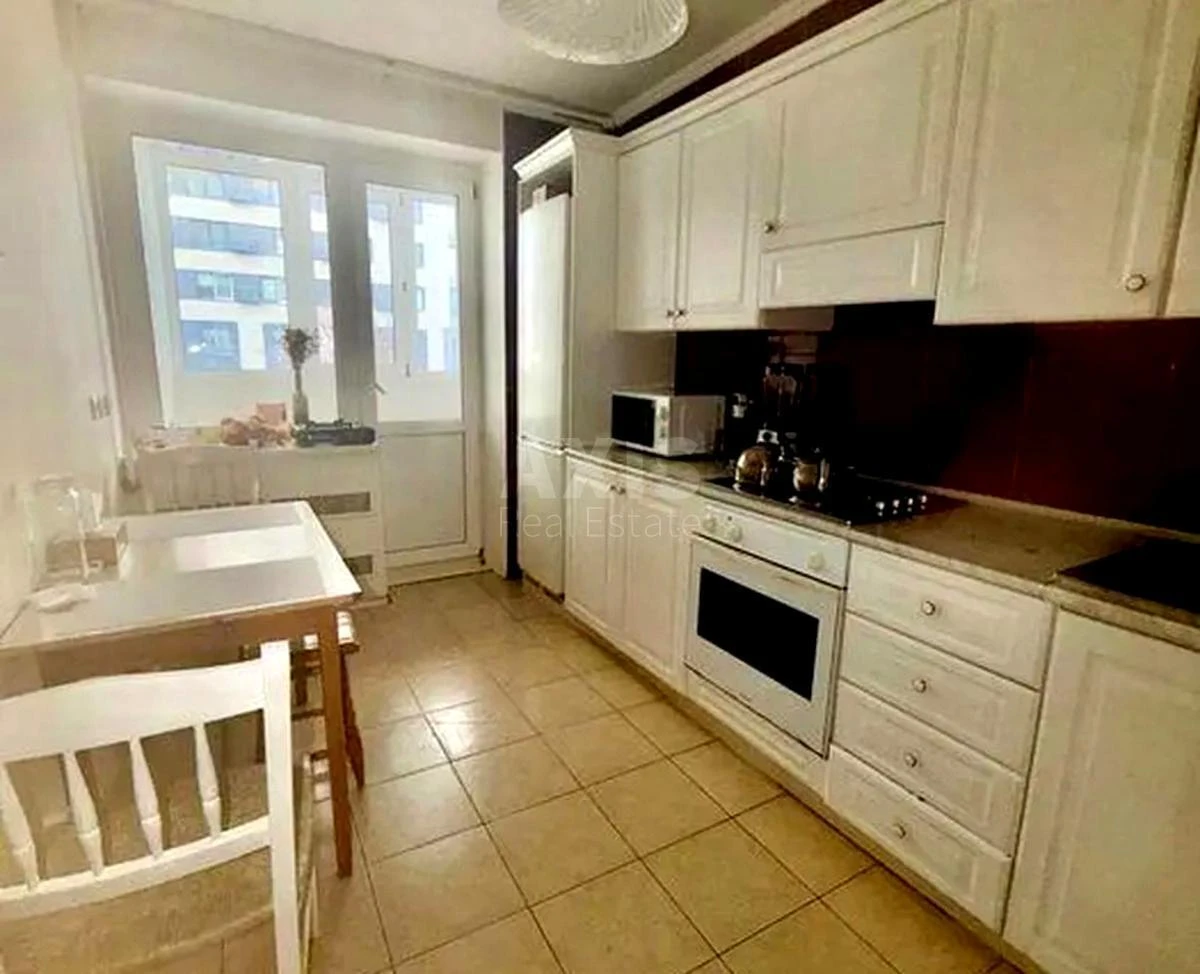 2k apartment vul. Antonovycha 8864473