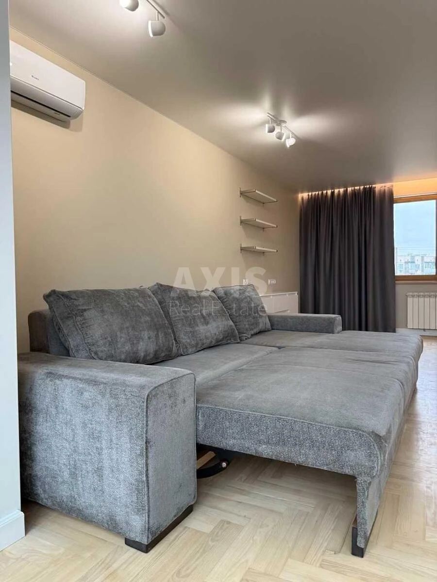 3k apartment vul. Pryrichna 19626672