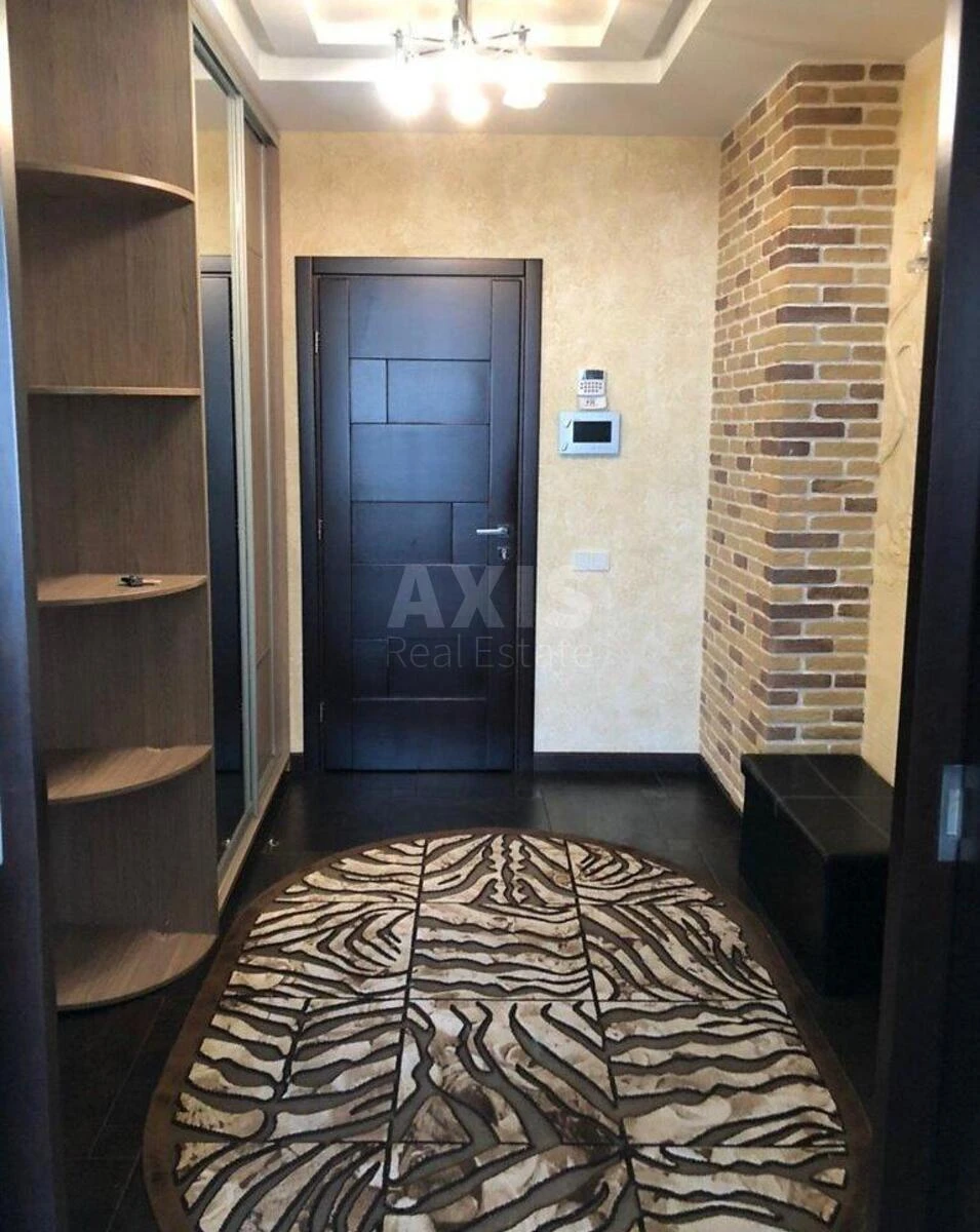 2к квартира ул. Мишуги Александра 87136210