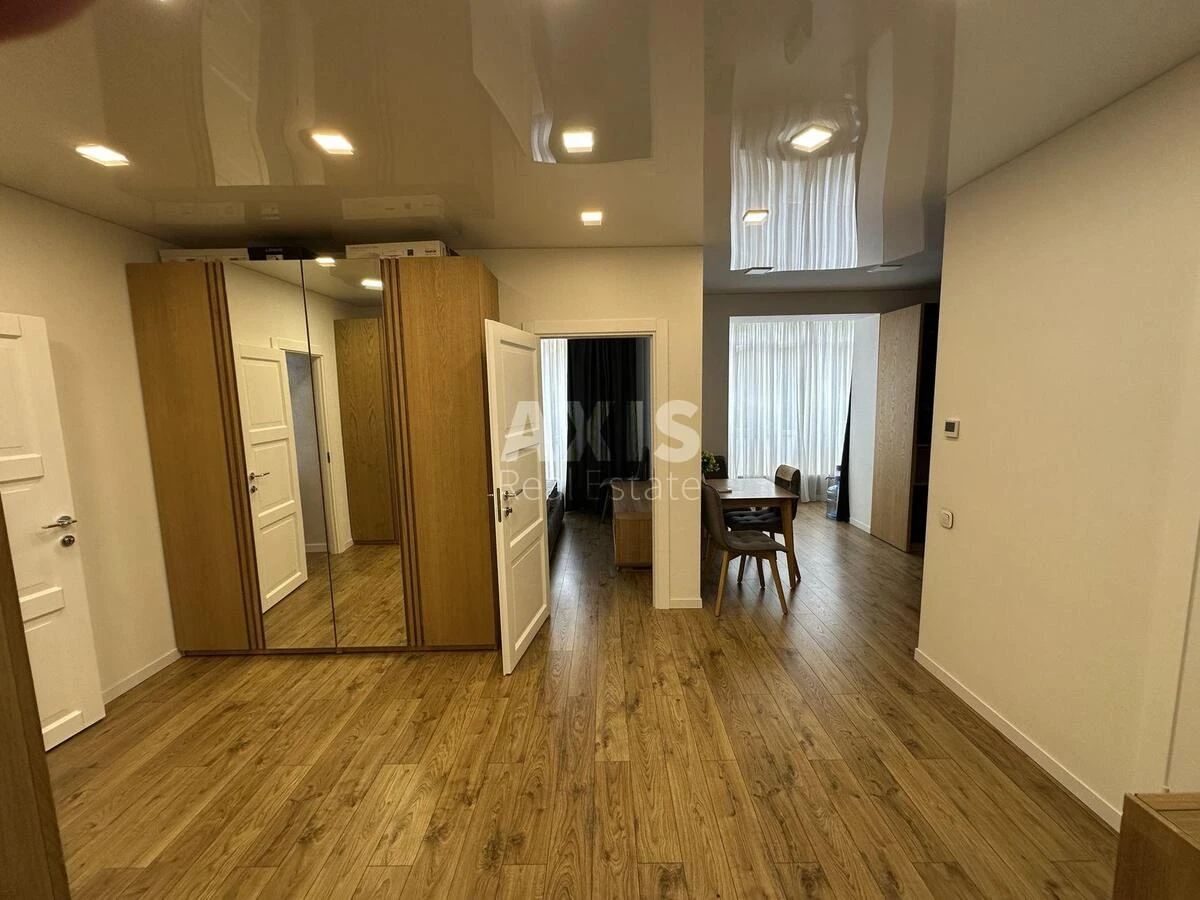 2k apartment vul. Radystiv 32642645
