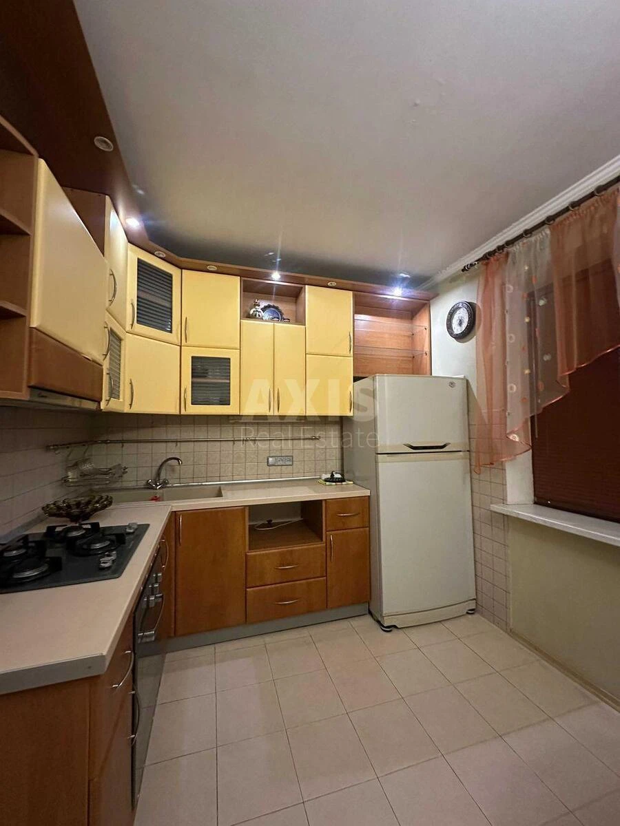 2k apartment vul. Kurs'ka 13Б651920