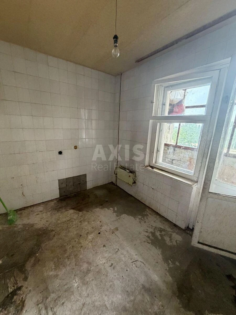 2k apartment vul. Bal'zaka Onore de 100/31684726