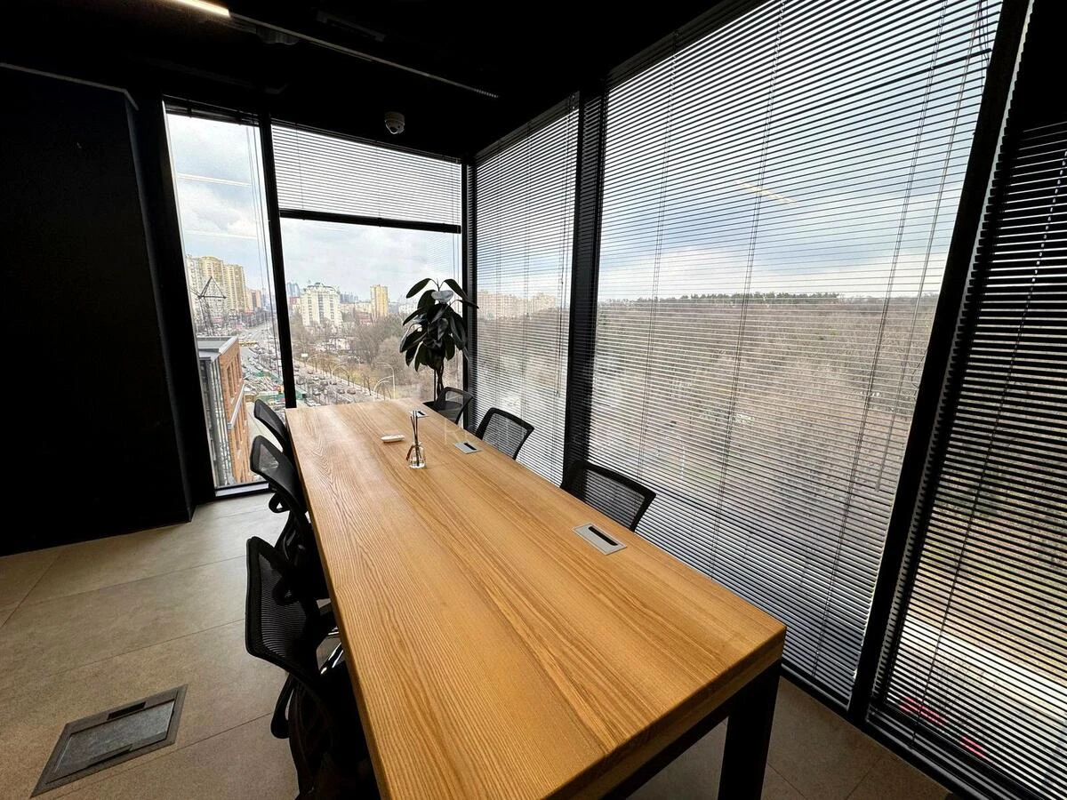 Office vul. Krasylivs'ka 9, 417m2668749