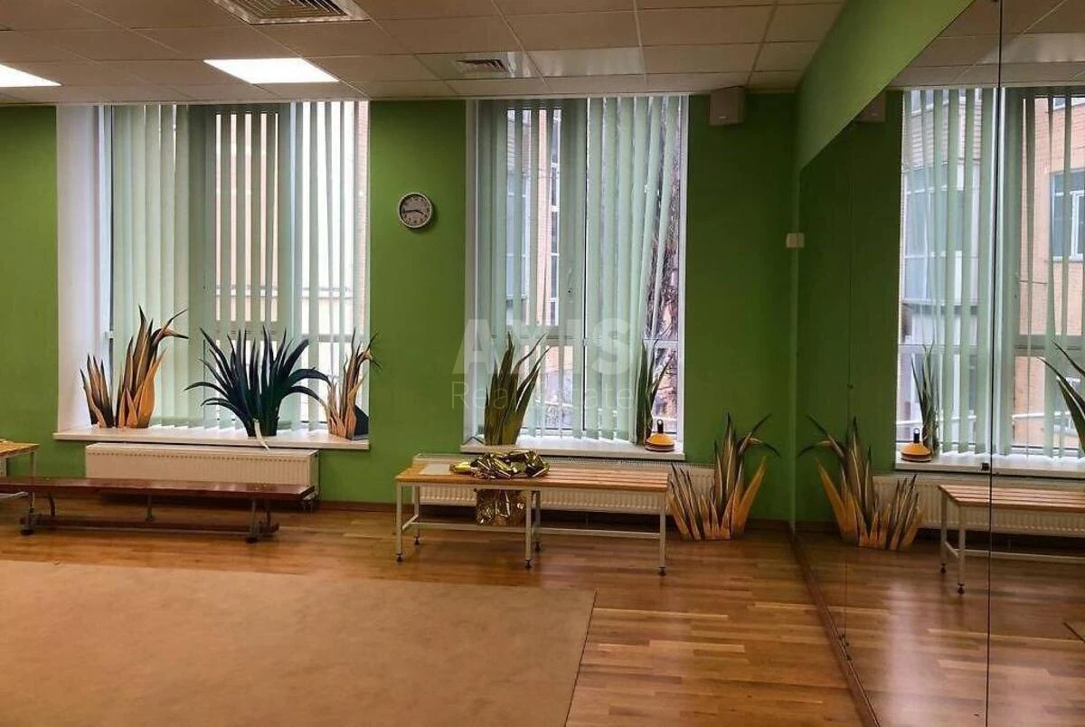 Объект торговли ул. Джона Маккейна 7, 334м2654060