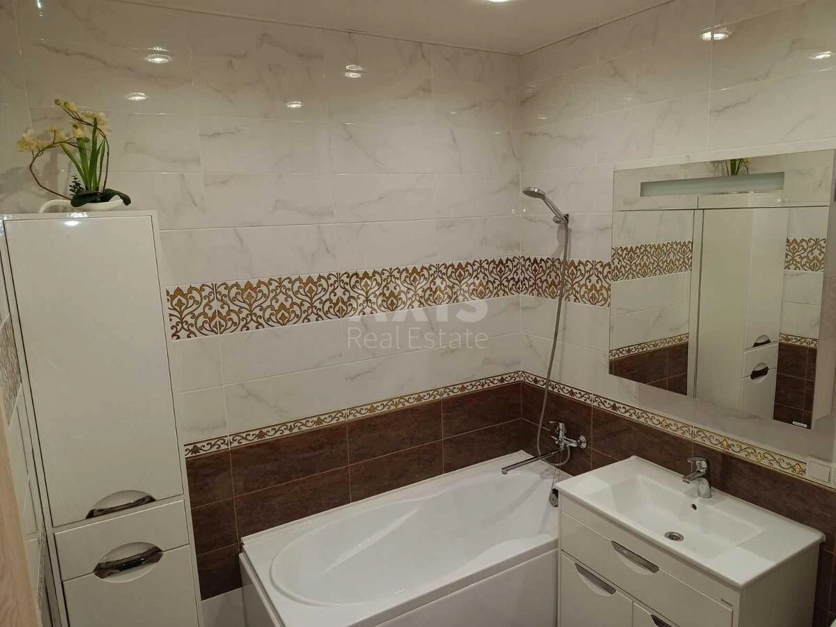 1k apartment vul. Dragomanova 2А643123