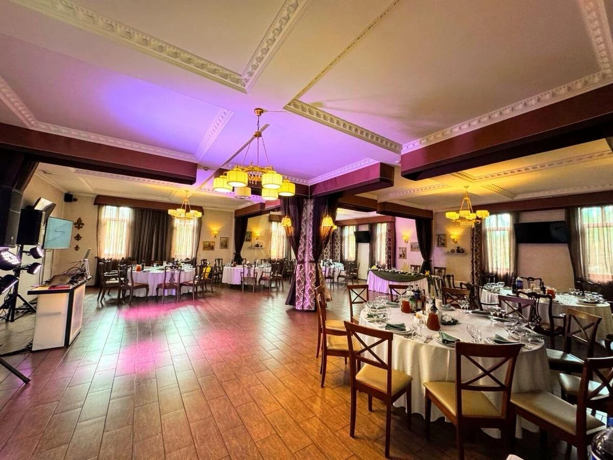 Service object shose Brest-Lytovs'ke 8А, 5800m26724611