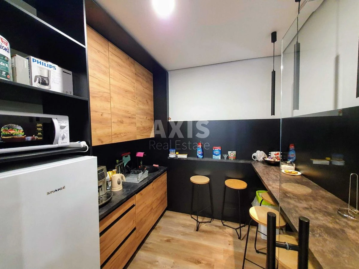 Офис ул. Межигорская 3, 115м2456562