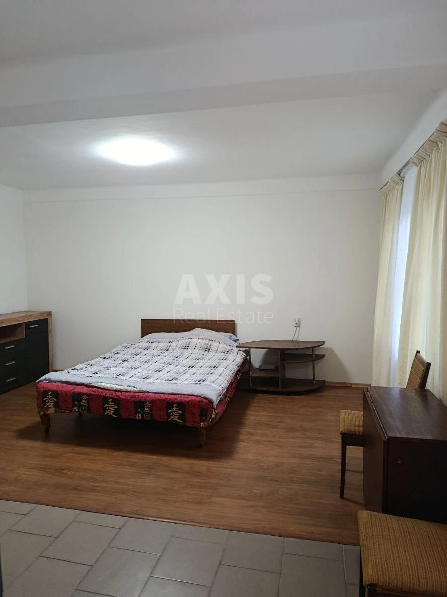 1k apartment bul. Verhovnoi' Rady 1А710328