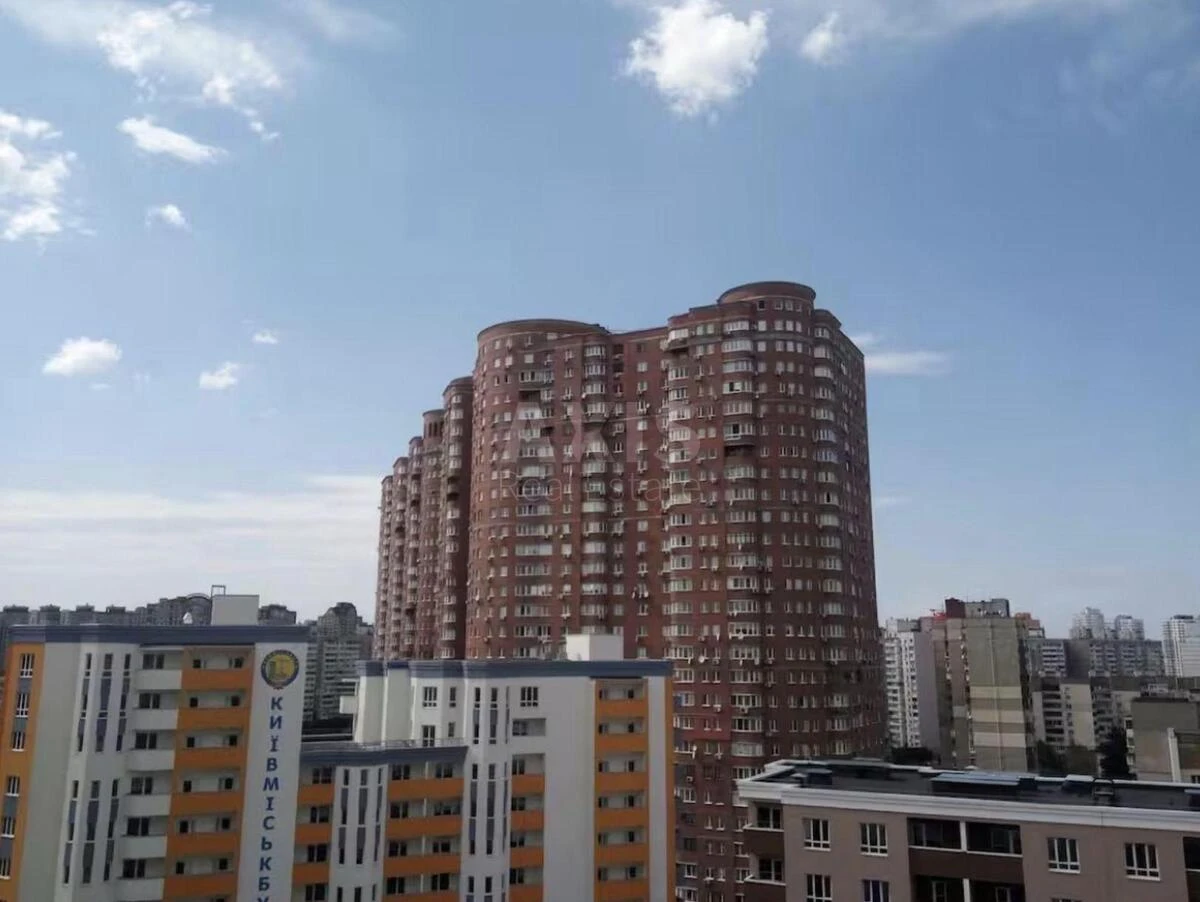 2к квартира ул. Драгоманова 40З709668