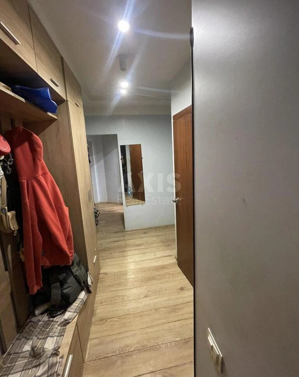 2k apartment vul. Mykytenka Ivana 137078510
