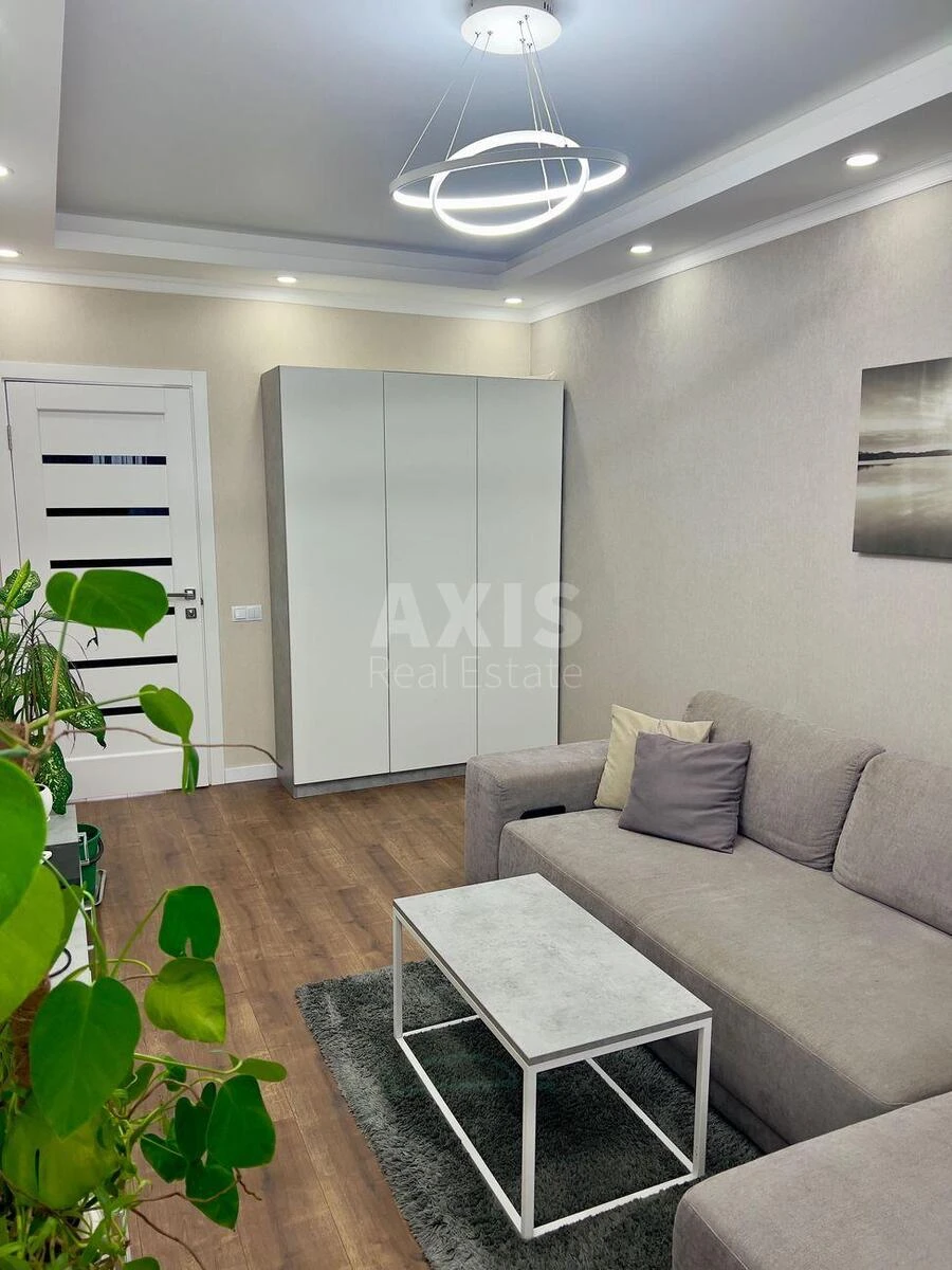 2к квартира ул. Рональда Рейгана 40693633