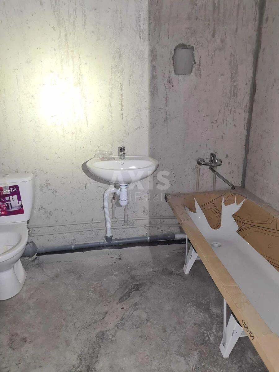 3k apartment pr-t Glushkova Akademika 6678389