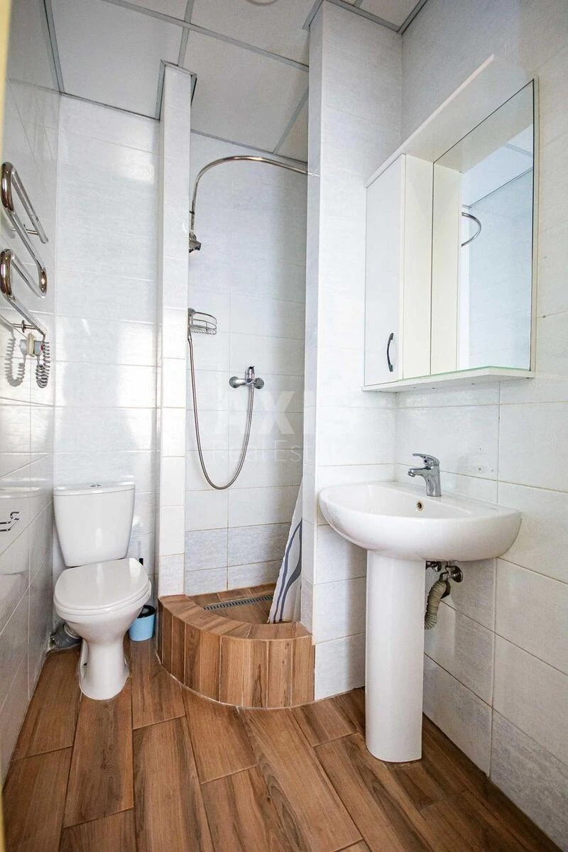 Объект сервиса ул. Саксаганского 147/5, 156м2645468