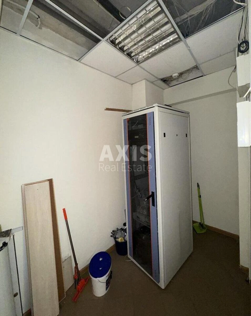 Office vul. Akademika Knyshova 13E, 76m2472934