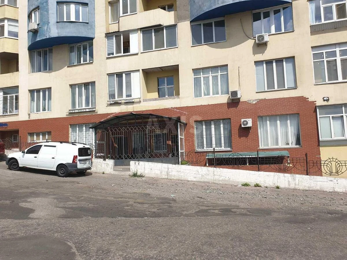 Объект торговли шоссе Харьковское 19А, 92м257670